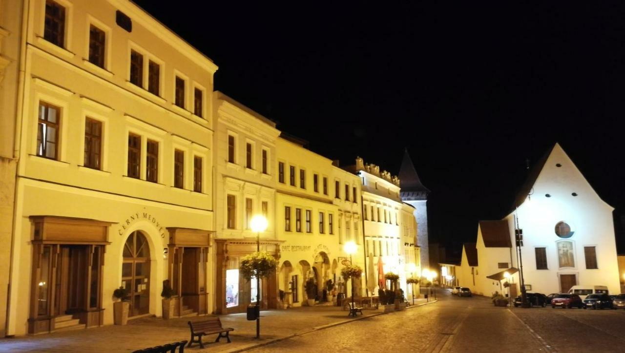 Penzion Stastny Medved Znojmo Kültér fotó