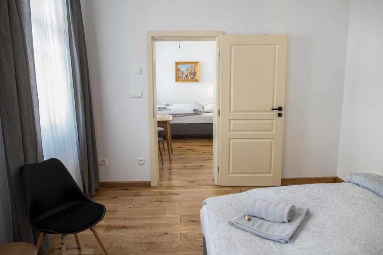 Penzion Stastny Medved Znojmo Kültér fotó